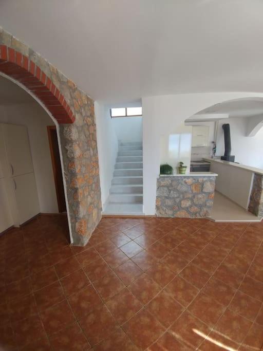 Апартамент Casa Farmak - 4 Bedroom Lux With Infinity Pool & View